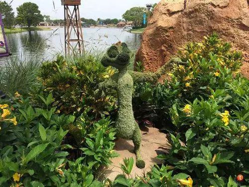 全球创意主题植物雕塑欣赏